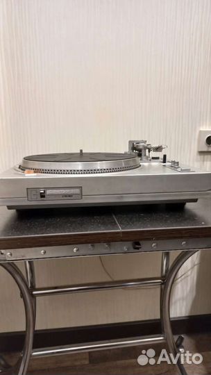 Проигрыватель пластинок арктур 006