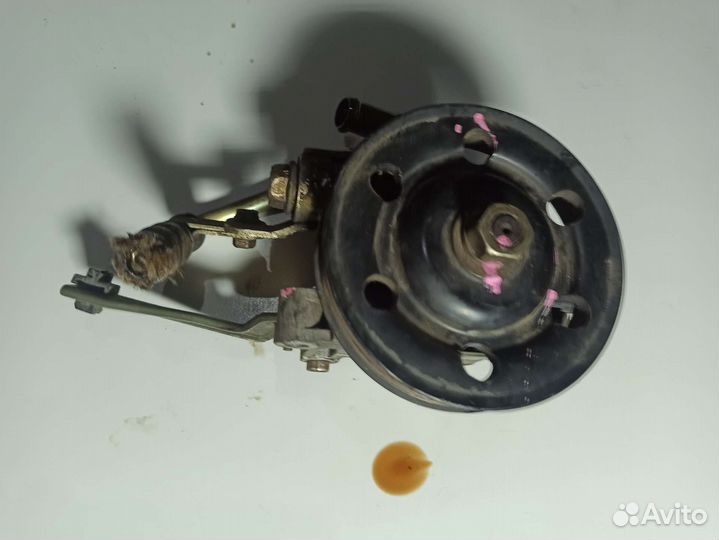 Насос гидроусилителя Mazda L3-DE