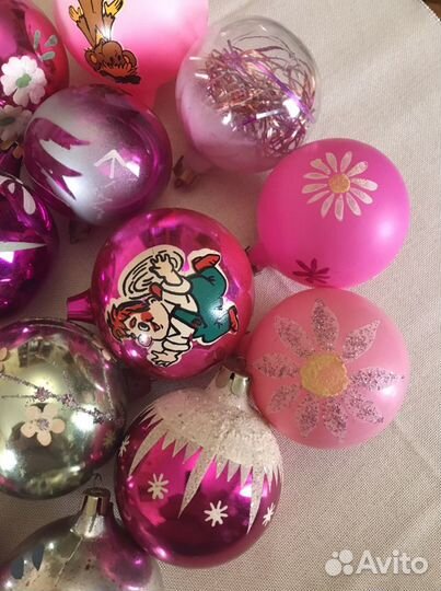 Елочные игрушки. Набор из 16-ти стеклянных шаров