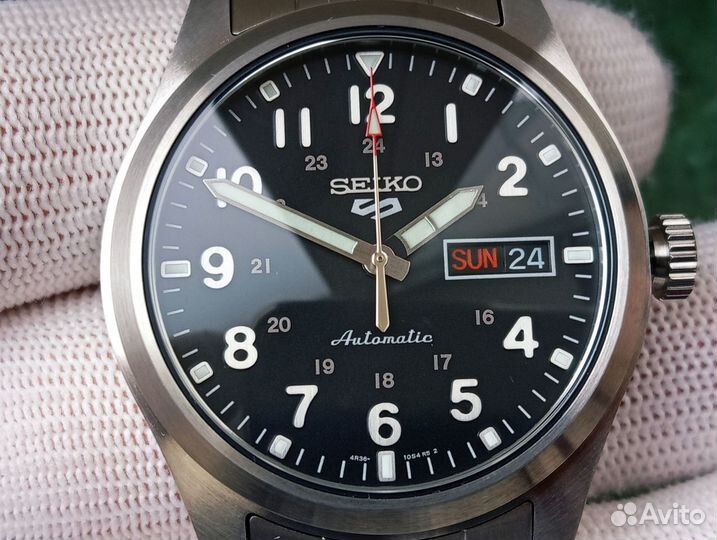 Часы Seiko (Сейко) 5 Automatic Field Black dial