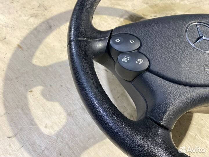 Руль Mercedes-Benz Clk-Class C209 M112E26 112.912
