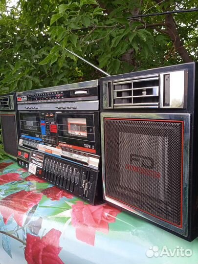 Музыкальный центр