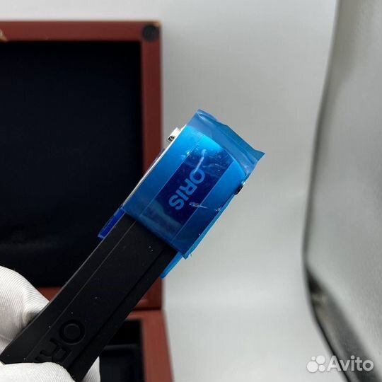 Мужские кварцевые часы oris