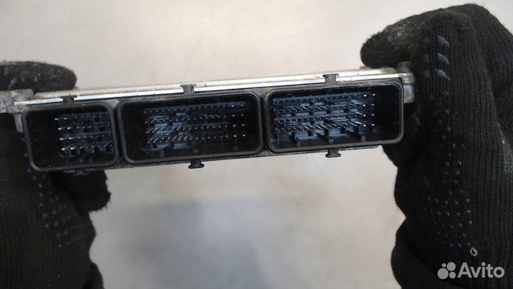 Блок управления двигателем Dacia Sandero 2012, 201