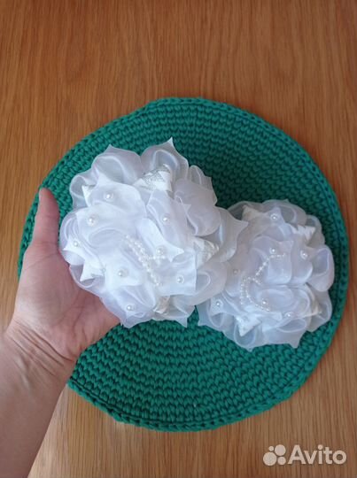 Бантики для волос белые