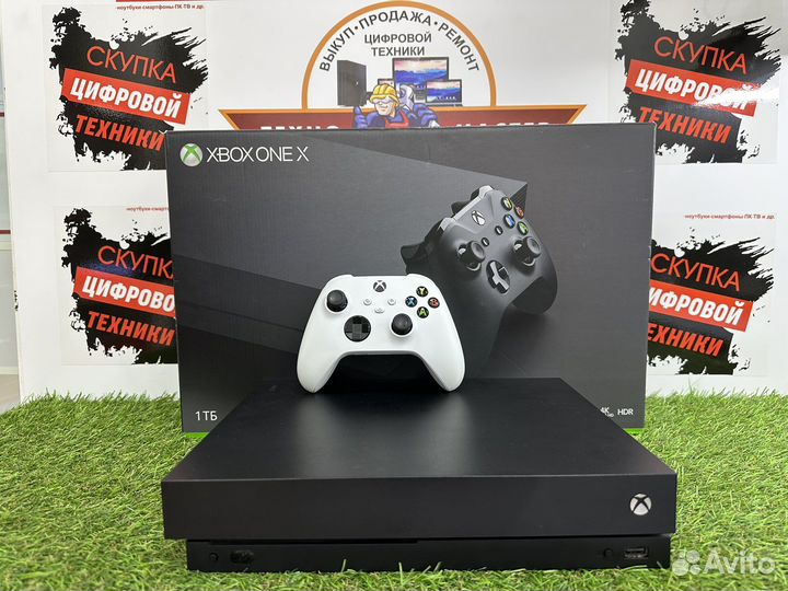 Игровая приставка xbox one X 1TB+2 Геймпада