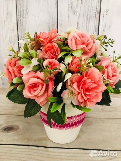 Цветы в вазе