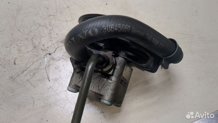 Гур Volvo V70, 2003