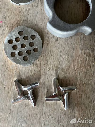 Мясорубка электрическая moulinex