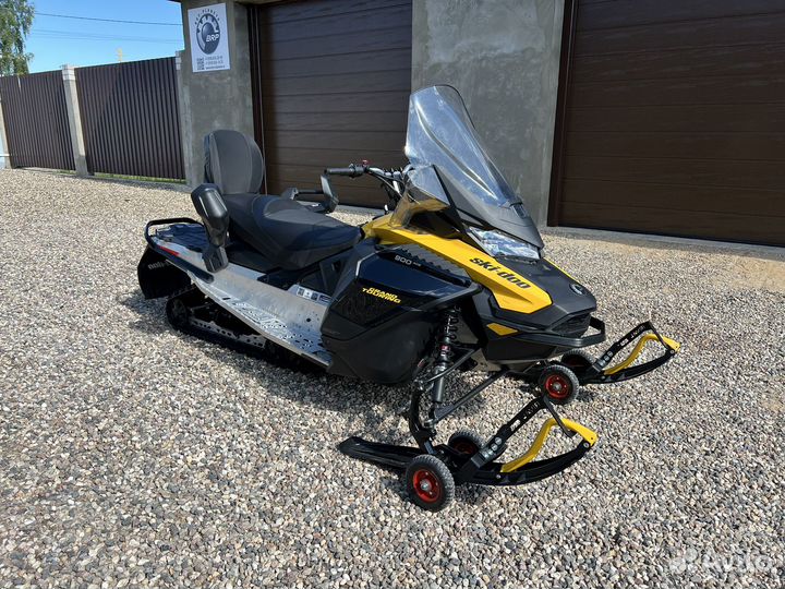 BRP SKI-DOO Grand Touring 900 ACE 2023 год