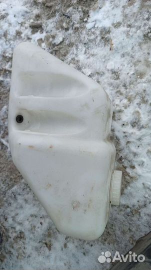 Бачок омывателя ваз