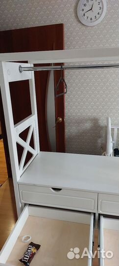 Шкафы и комоды