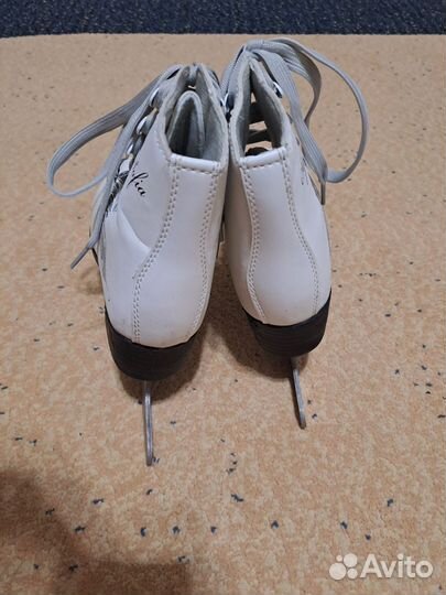 Коньки фигурные