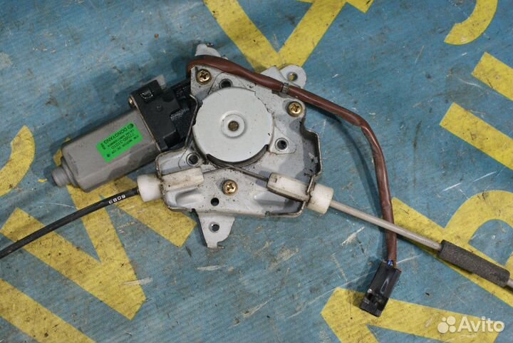 Передний правый стеклоподъемник Nissan Almera