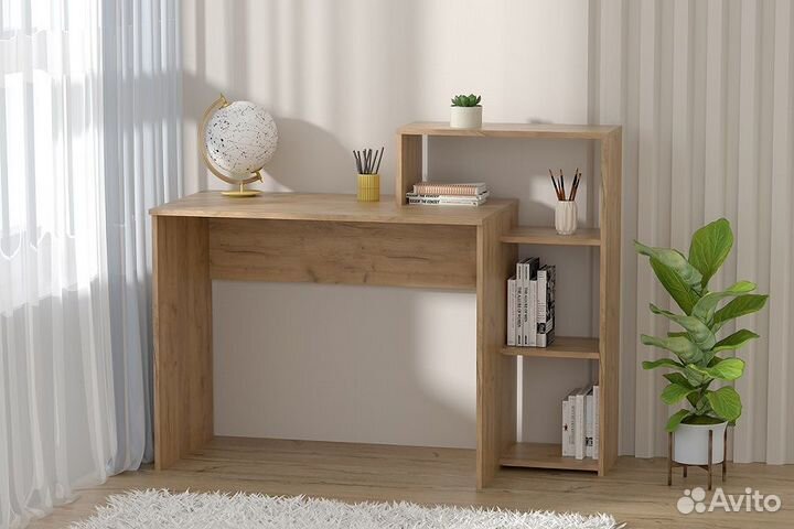 Письменный стол с полкой