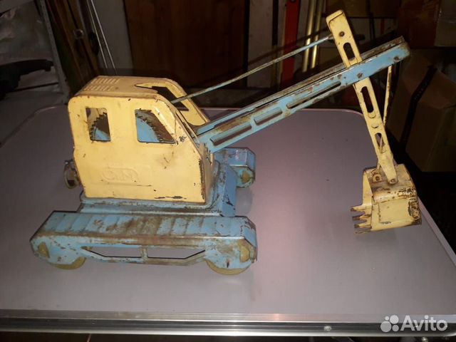 Коллекционная машина-кран СССР