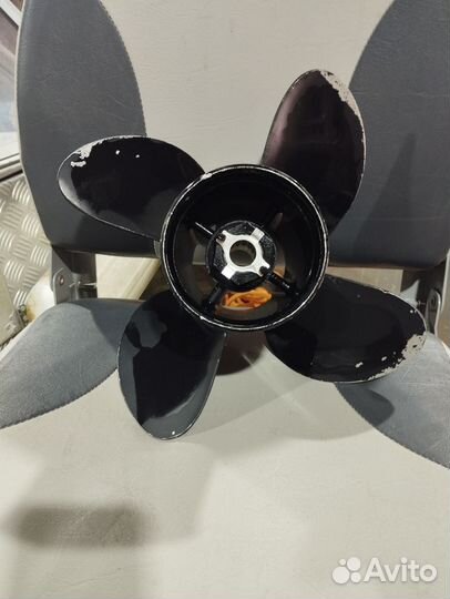 Гребной винт Solas 4x12.5x19