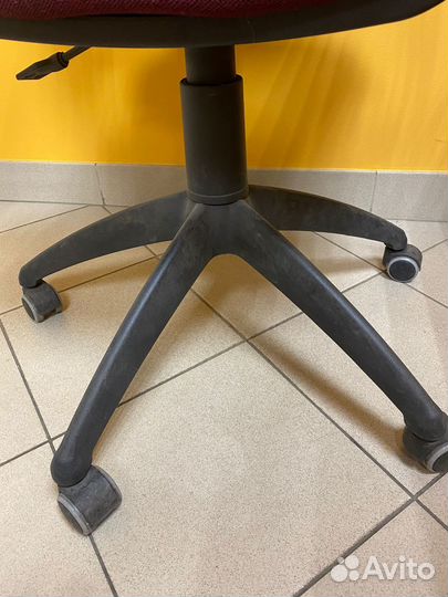 Компьютерный стул