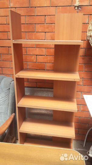 Книжные полки