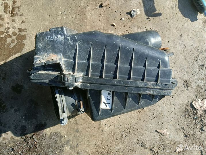 Корпус воздушного фильтра mazda 626 gd 2.0