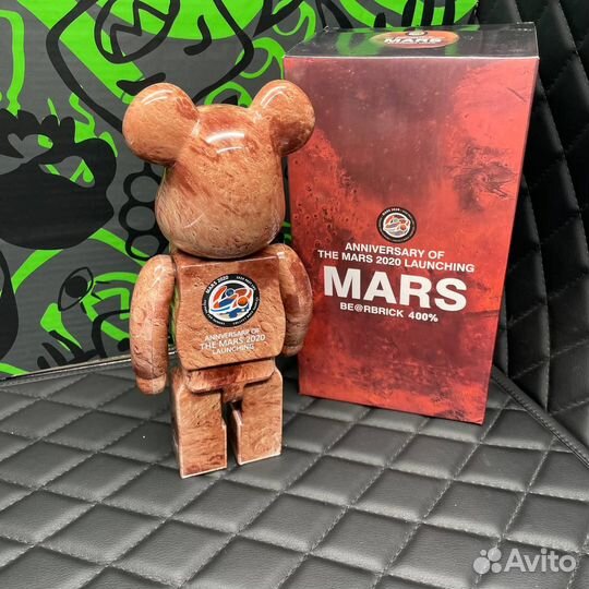 Bearbrick Mars 28 см