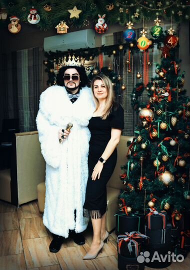 Шоу пародий высокого уровня. Двойник Киркорова