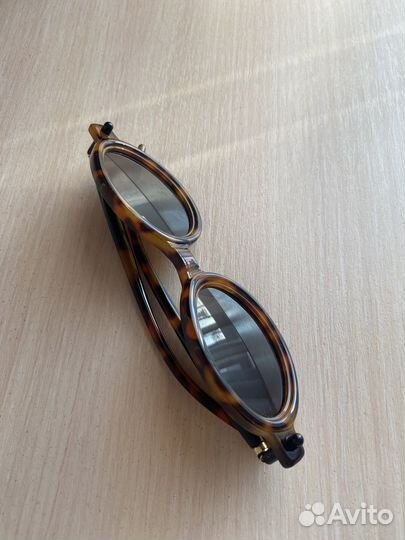 Солнцезащитные очки