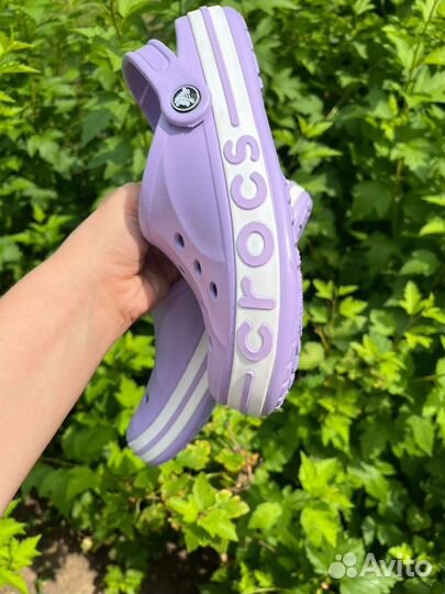 Crocs женские