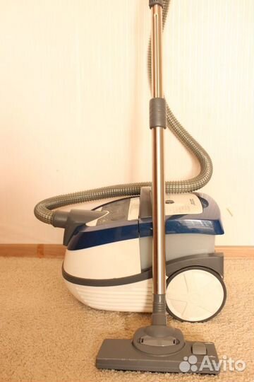 Моющий пылесос Zelmer Aquawelt 919