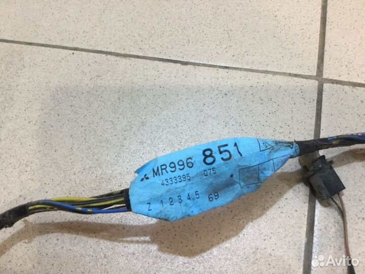 Проводка (коса) задняя правая Mitsubishi Grandis