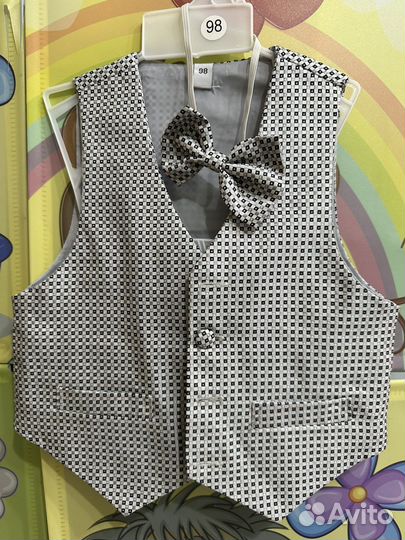 Рубашка, желет, бабочка мальчика 98