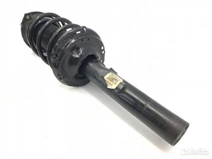 Стойка в сборе передняя левая Skoda Octavia 1.6