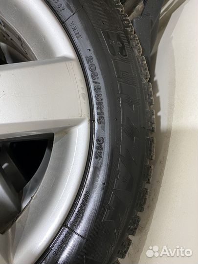 Bridgestone Blizzak VRX 205/55 R16 93S