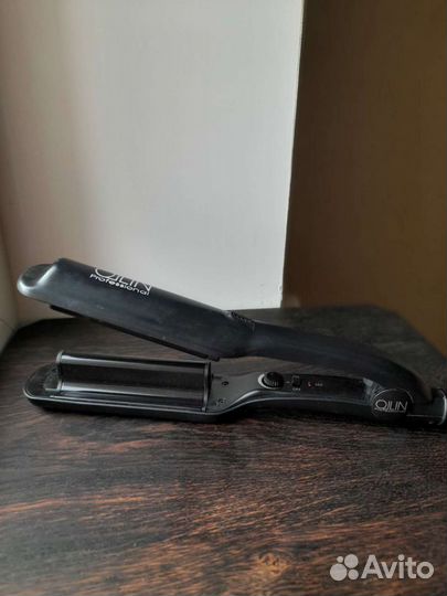 Щипцы для гофрирования волос