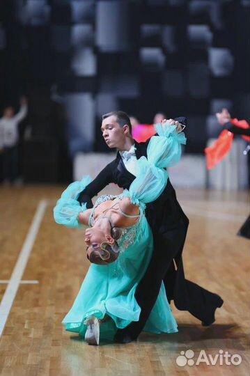 Школа Танцев