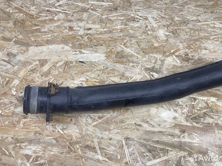 Горловина топливного бака Mitsubishi Carisma 99-04