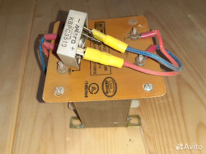 Понижающий трансформатор 220-380-50w /16v 60 HZ
