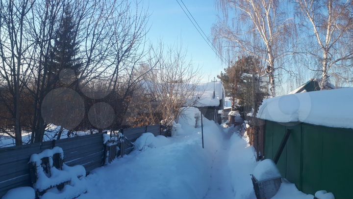 Дом 13 м² на участке 1,8 сот.