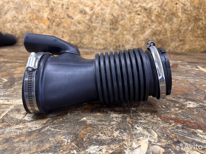 Патрубок воздушного фильтра Jaguar XF 5.0 09-15