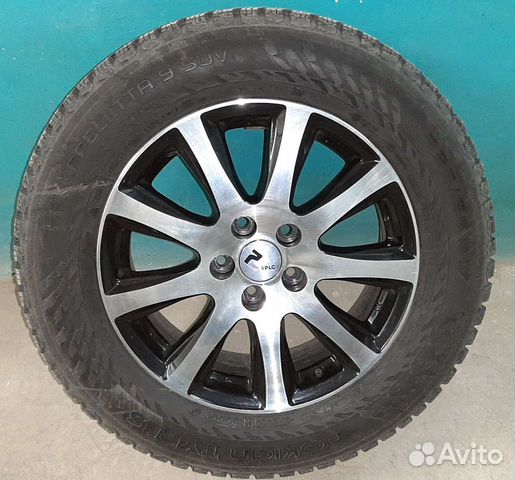 Nokian Tyres Hakkapeliitta 9 SUV 225/65 R17 106T