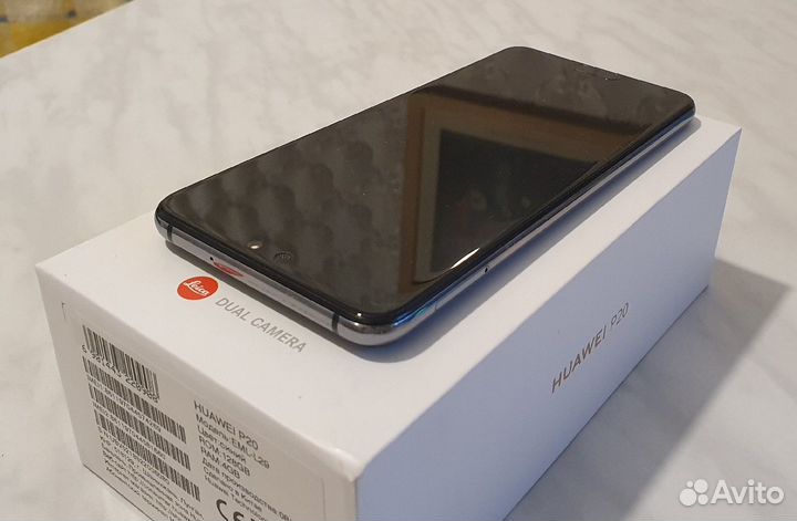 HUAWEI P20, 4/128 ГБ