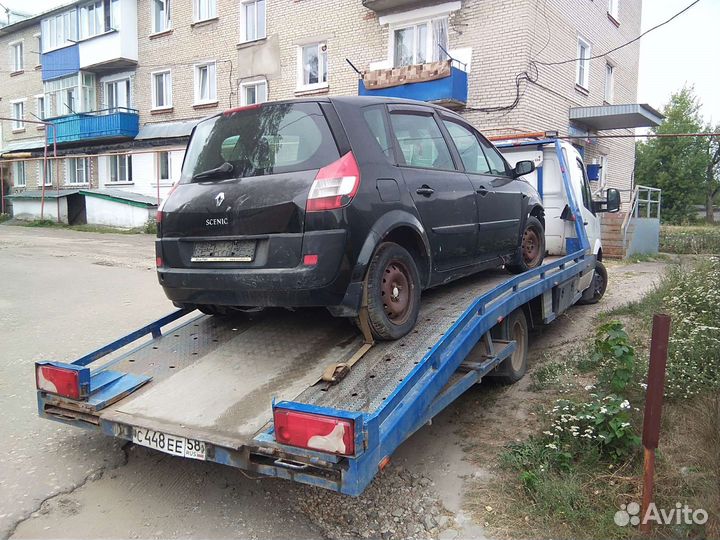 Двери Рено Меган Сценик 2004г