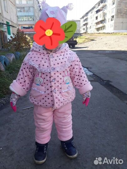 Детский комбинезон,состоящий из штанишки и куртки