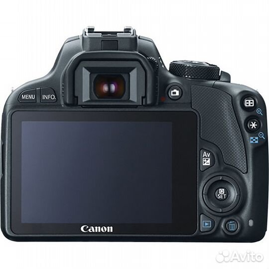 Canon 100D kit 18-55mm IS новый (гарантия)