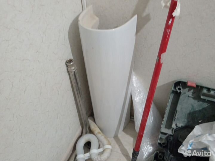 Раковина в ванную бу