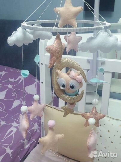 Мобиль на кроватку из фетра