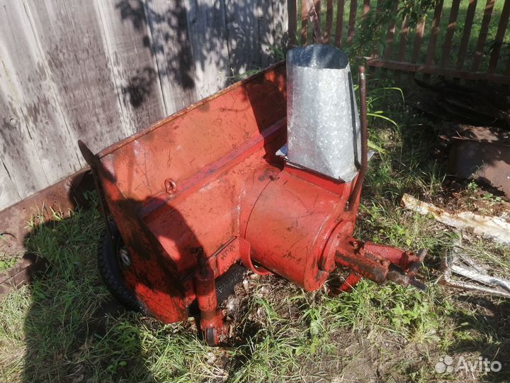 Снегоуборщики, один для мотоблока мтз