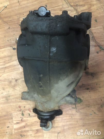 Редуктор на mercedes w211