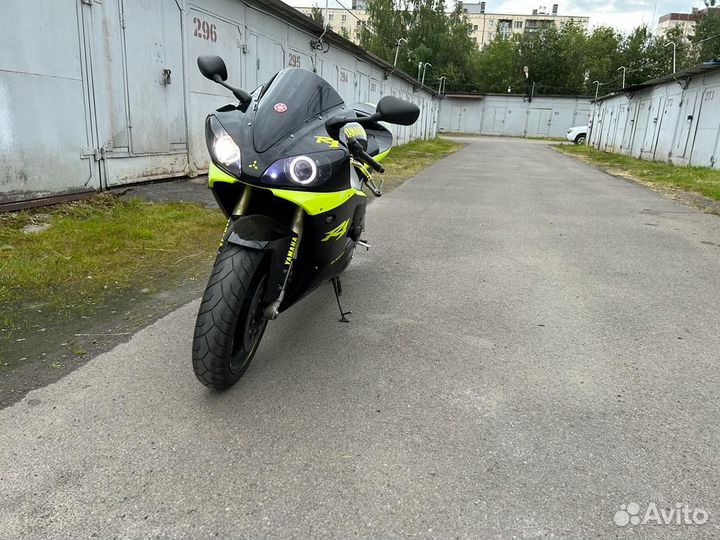 Yamaha yzf 1000R