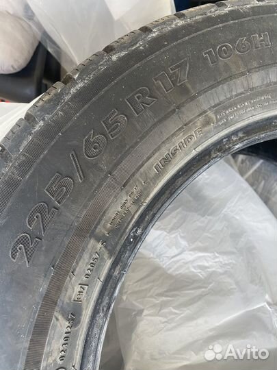 Nokian Tyres WR 225/65 R17